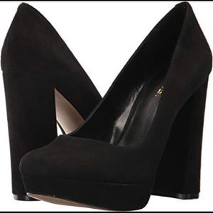 Nine West “Delay” Pumps